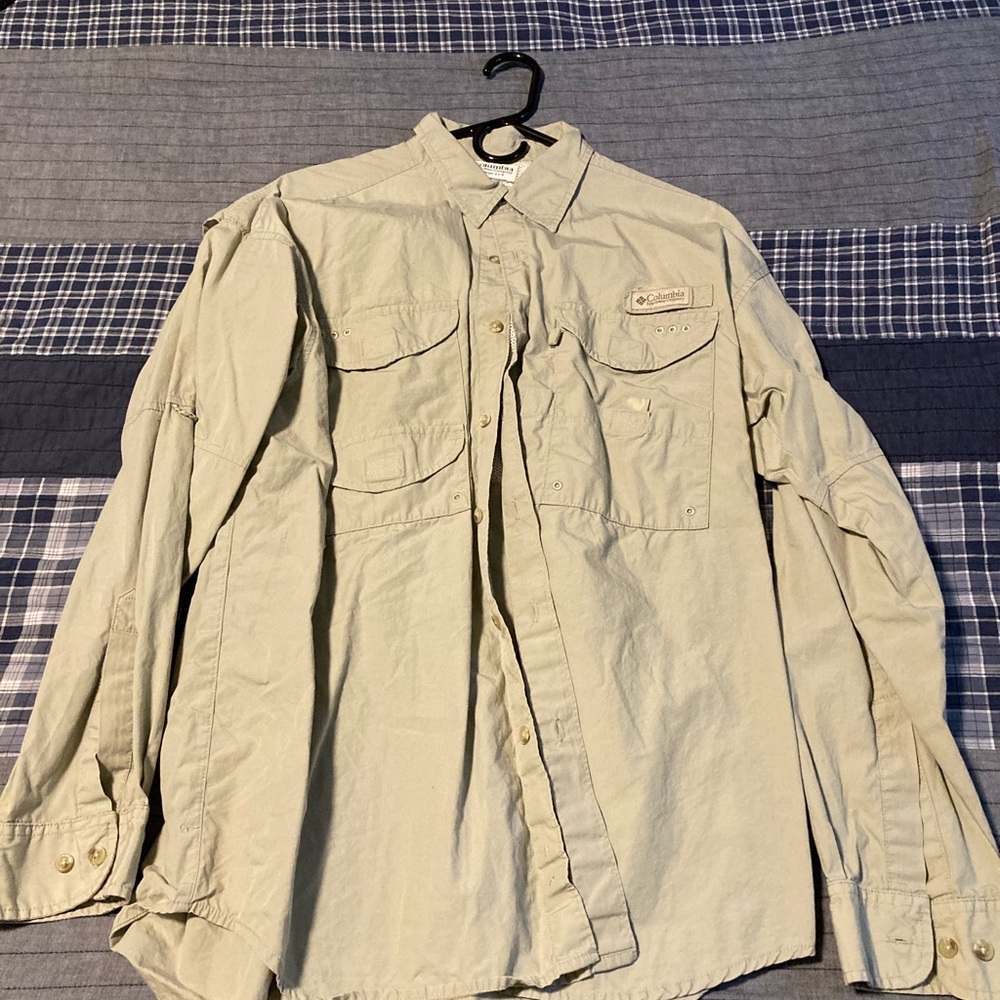 Columbia Tan Lightweight Shirt Jacket Casual Utility Design
